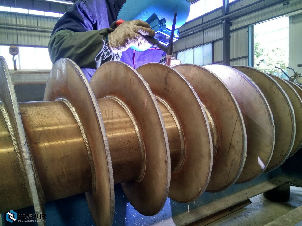 冷作螺旋堆焊耐磨層534